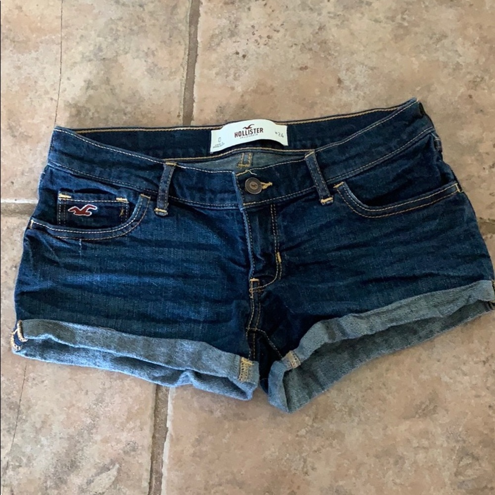 great condition hollister 0 shorts W24